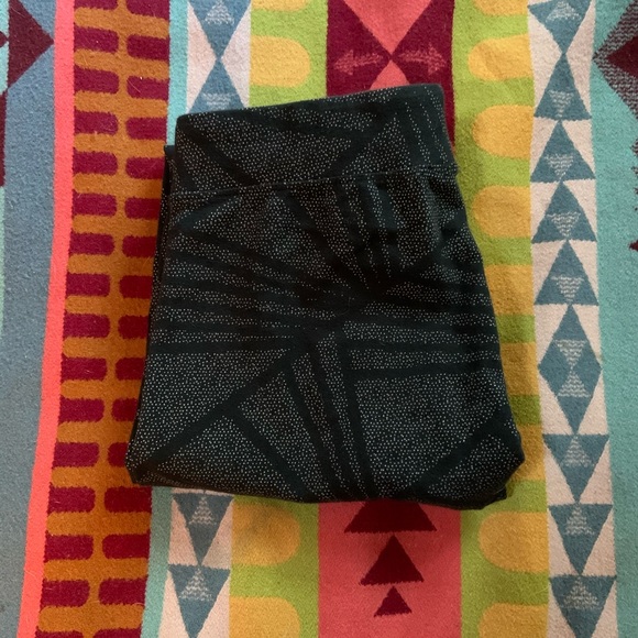 Pact Go-To Leggings in Grey - Picture 2 of 2